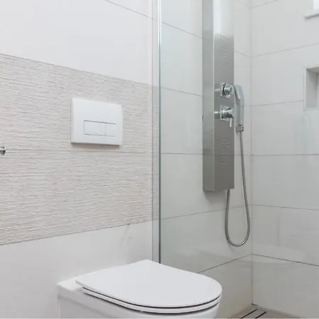 Cozy In With Swimming Pool Apartamento